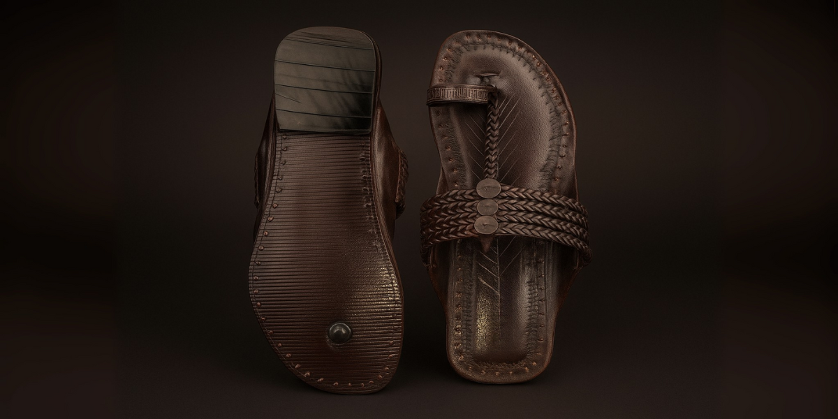 Kolhapuri chappal
